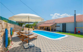 Stunning home in Imotski w/ Outdoor swimming pool, WiFi and 3 Bedrooms